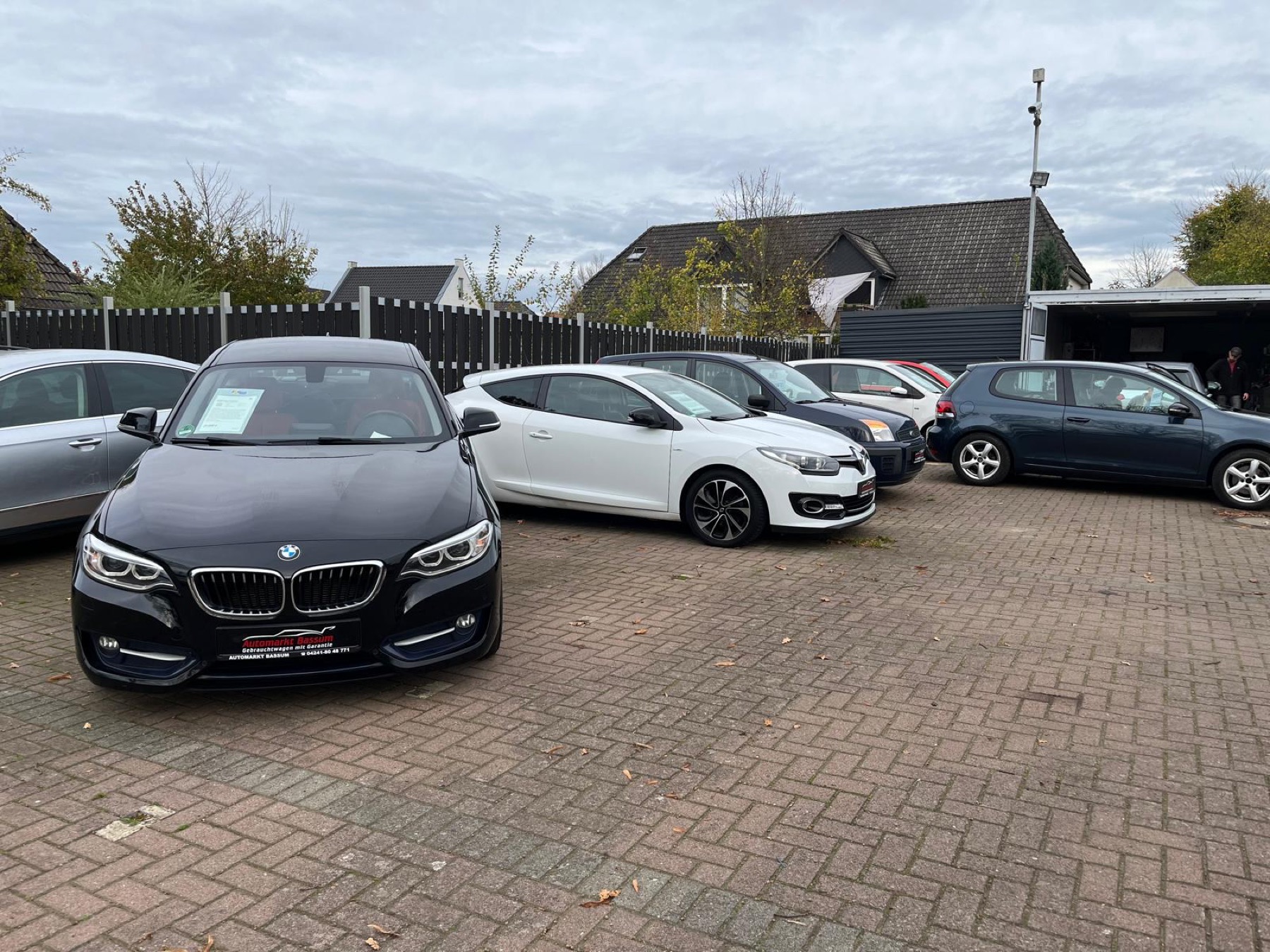 Fahrzeugplatz von Automarkt Bassum in der Bremer Str.
